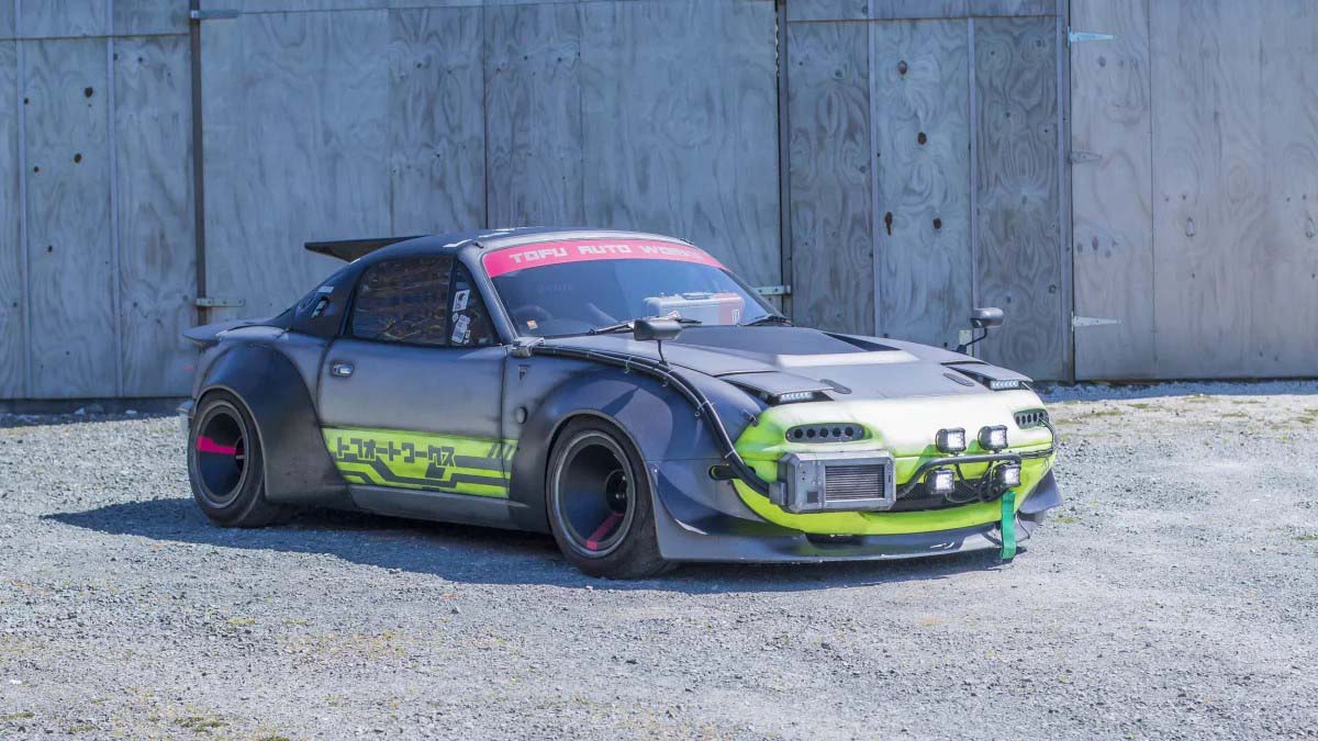 KIWI MX-5 WINS 2023 HOT WHEELS LEGENDS TOUR - JUST CARS